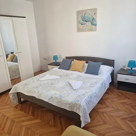 Apartment Bella Evita *