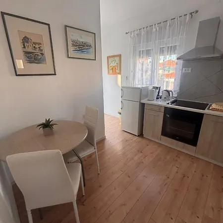 Apartment Bella Evita *